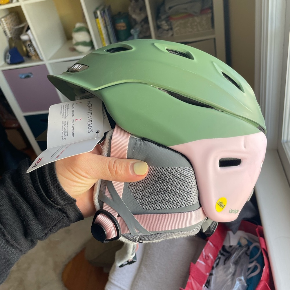 Smith Womens Vantage Helmet - Medium w/ MIPS